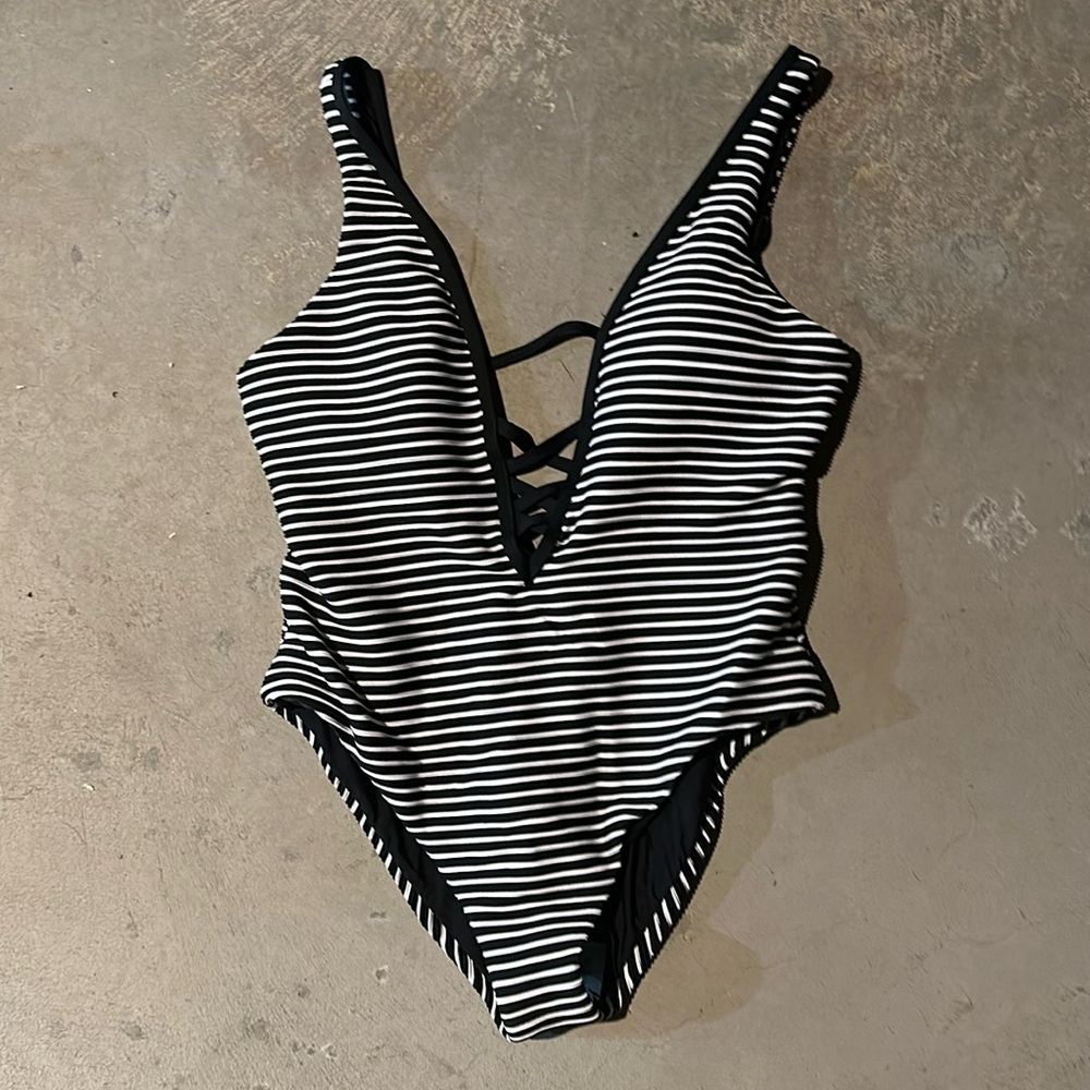Ella Moss swimsuit black white Visionary One piece